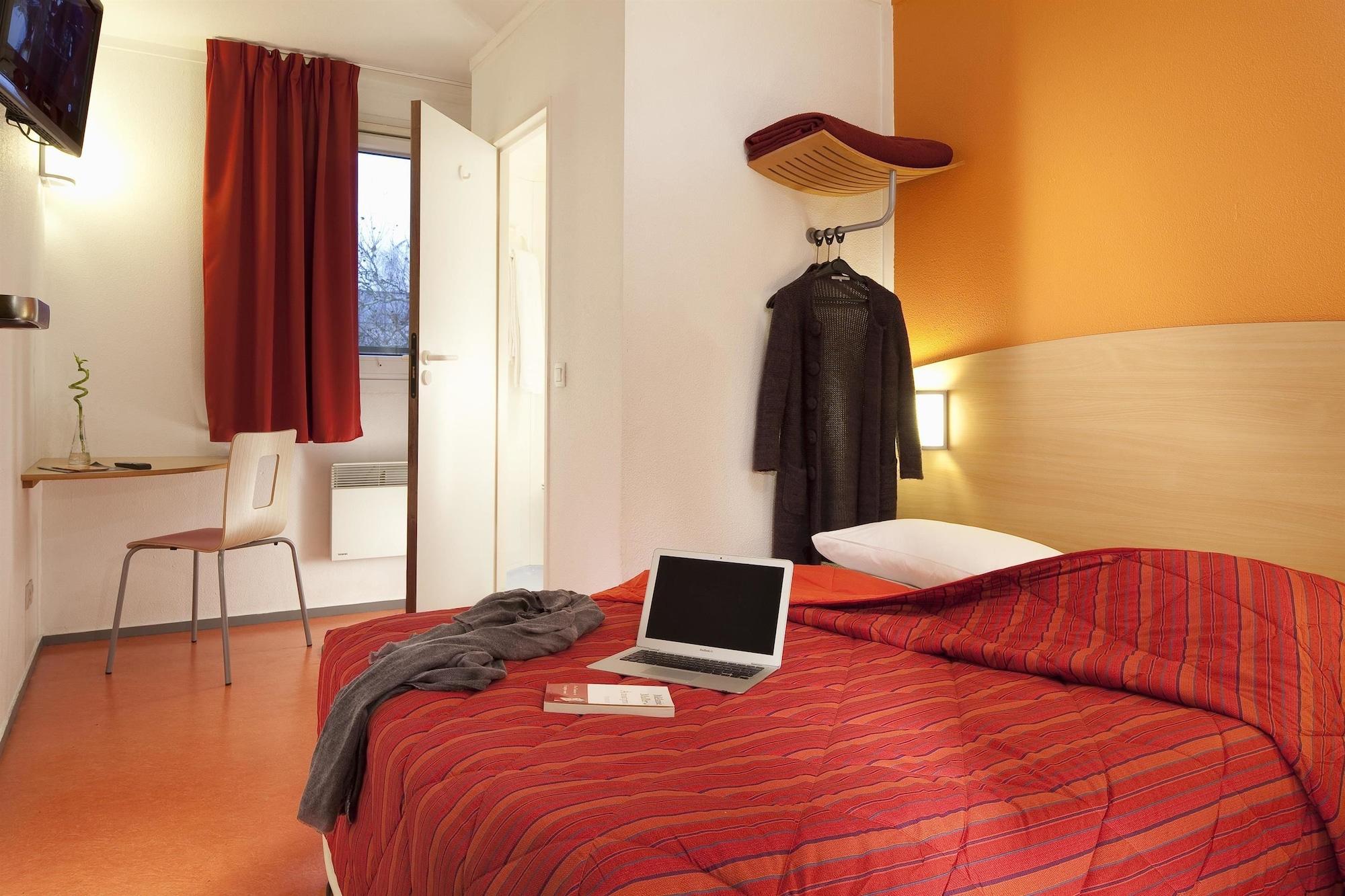 Fast Hotel Les Ulis - Courtaboeuf Bagian luar foto
